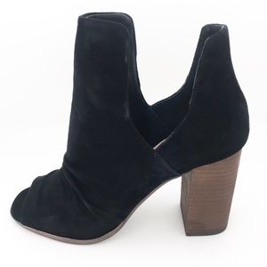 Kristin Cavallari for Chinese Laundry Lash Heel